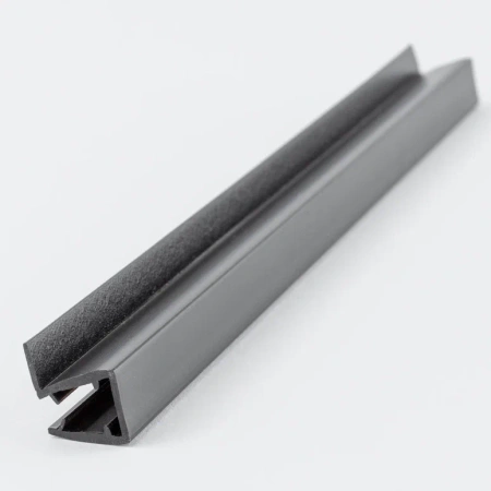 PVH04-403/7GFM8 Уплотнительный ПВХ профиль для стекла 8мм, 2200 мм, premium